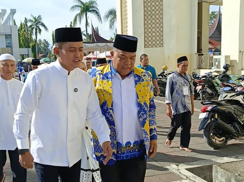 Dakwah Wisata BKMT, Ribuan Jemaah Hadir di Islamic Center Kabupaten Solok
